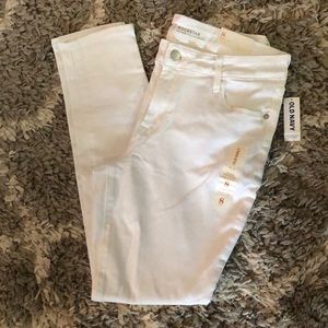 Old Navy Mid-Rise Rockstar Super Skinny Jean